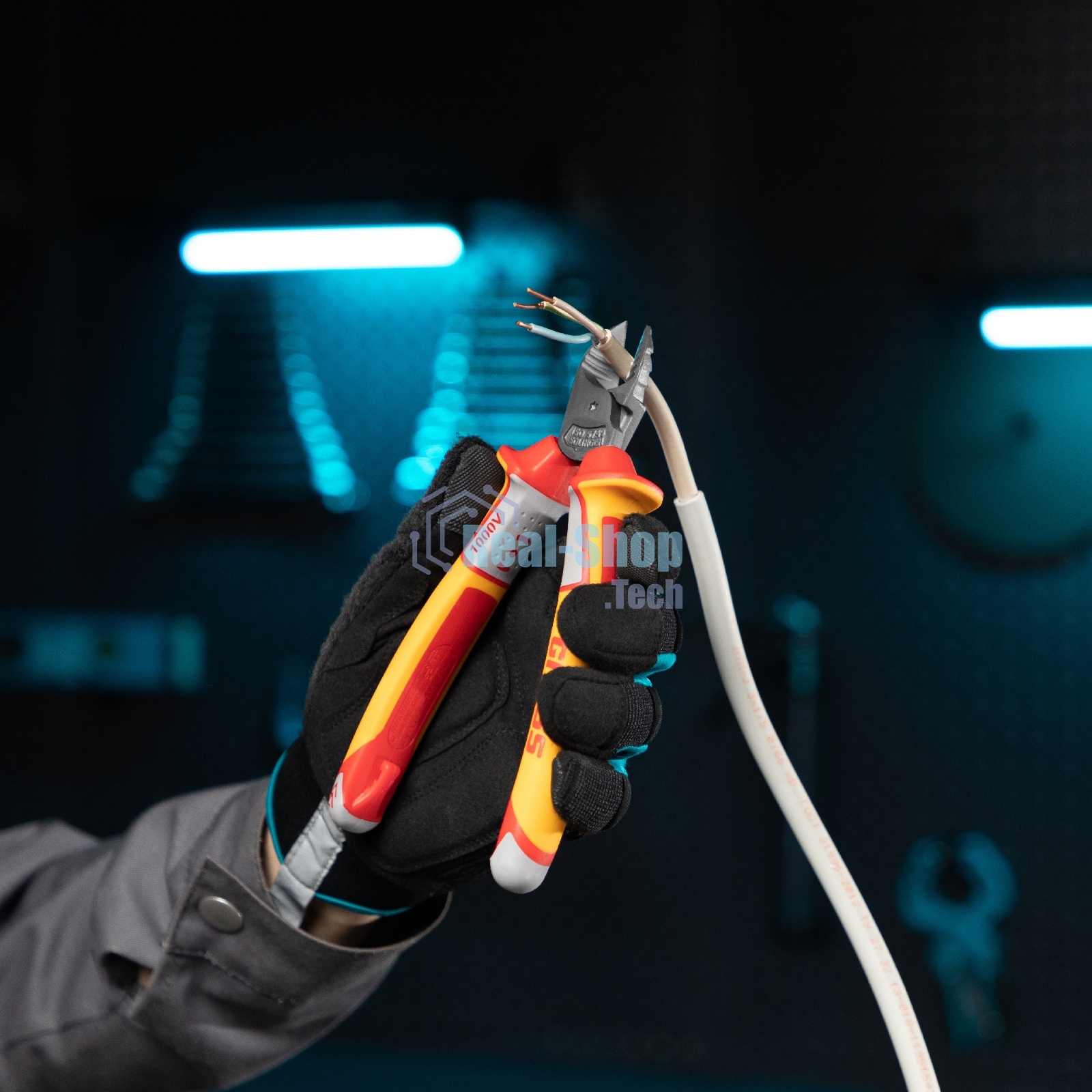 Бокорезы Gross 17582 диэлектрические рукоятки до 1000в трехкомпонентные рукоятки 180 мм