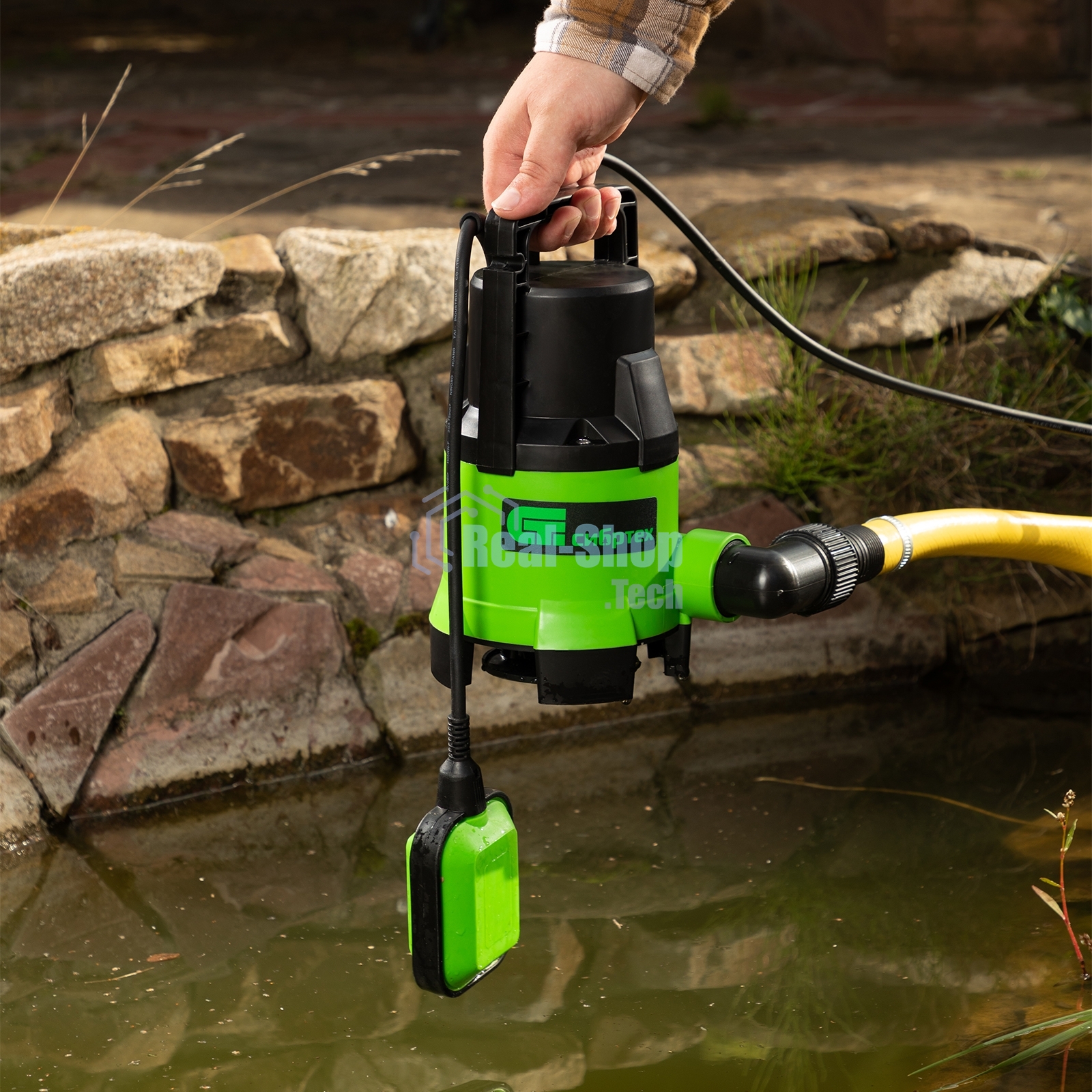 Дренажный насос Сибртех для грязной воды СДН650-35 650 Вт напор 8 м 11000 л/ч