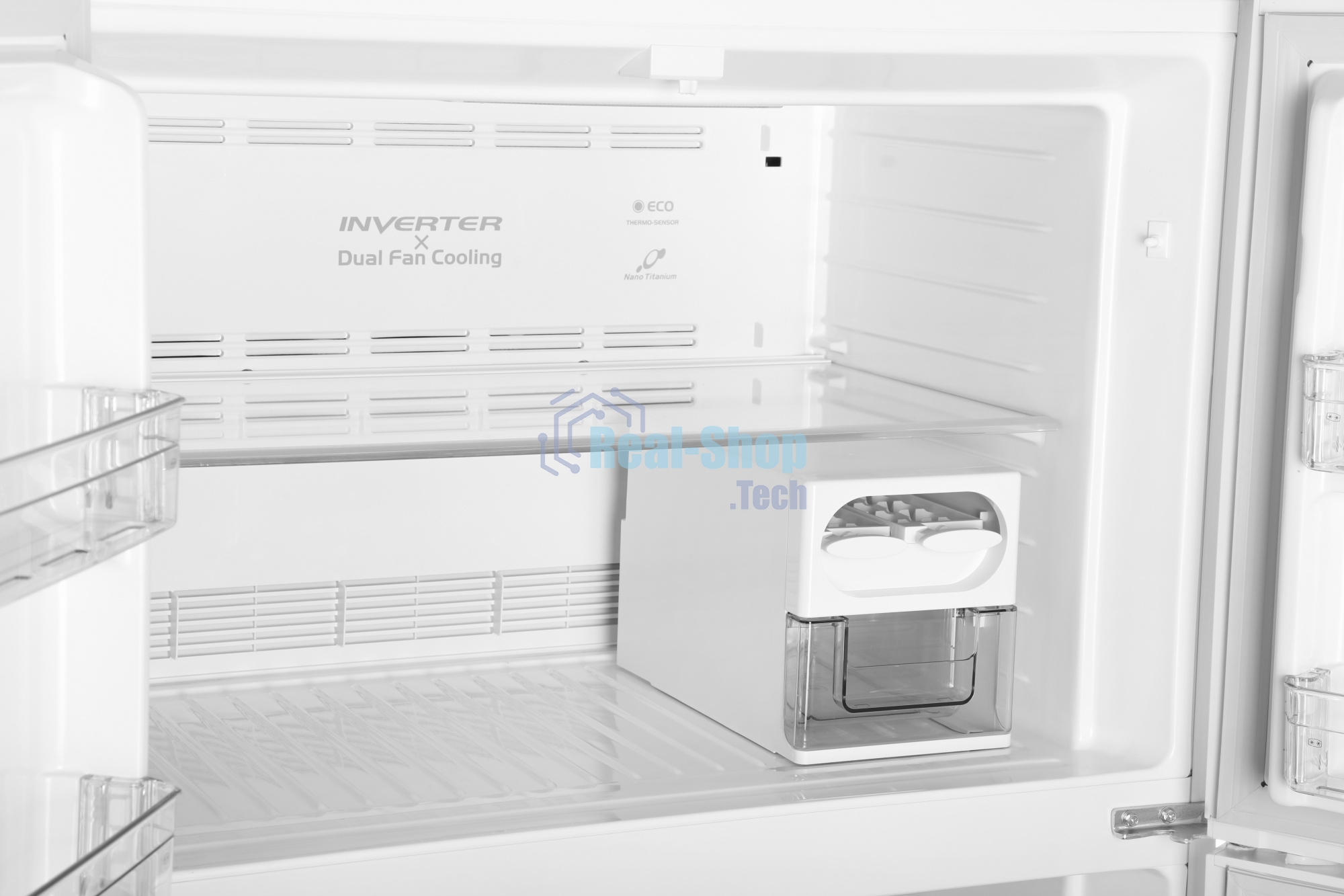 Холодильник Hitachi R-W660PUC7 GPW белый двухкамерный 396/144л морозилка сверху, No Frost, Side by Side
