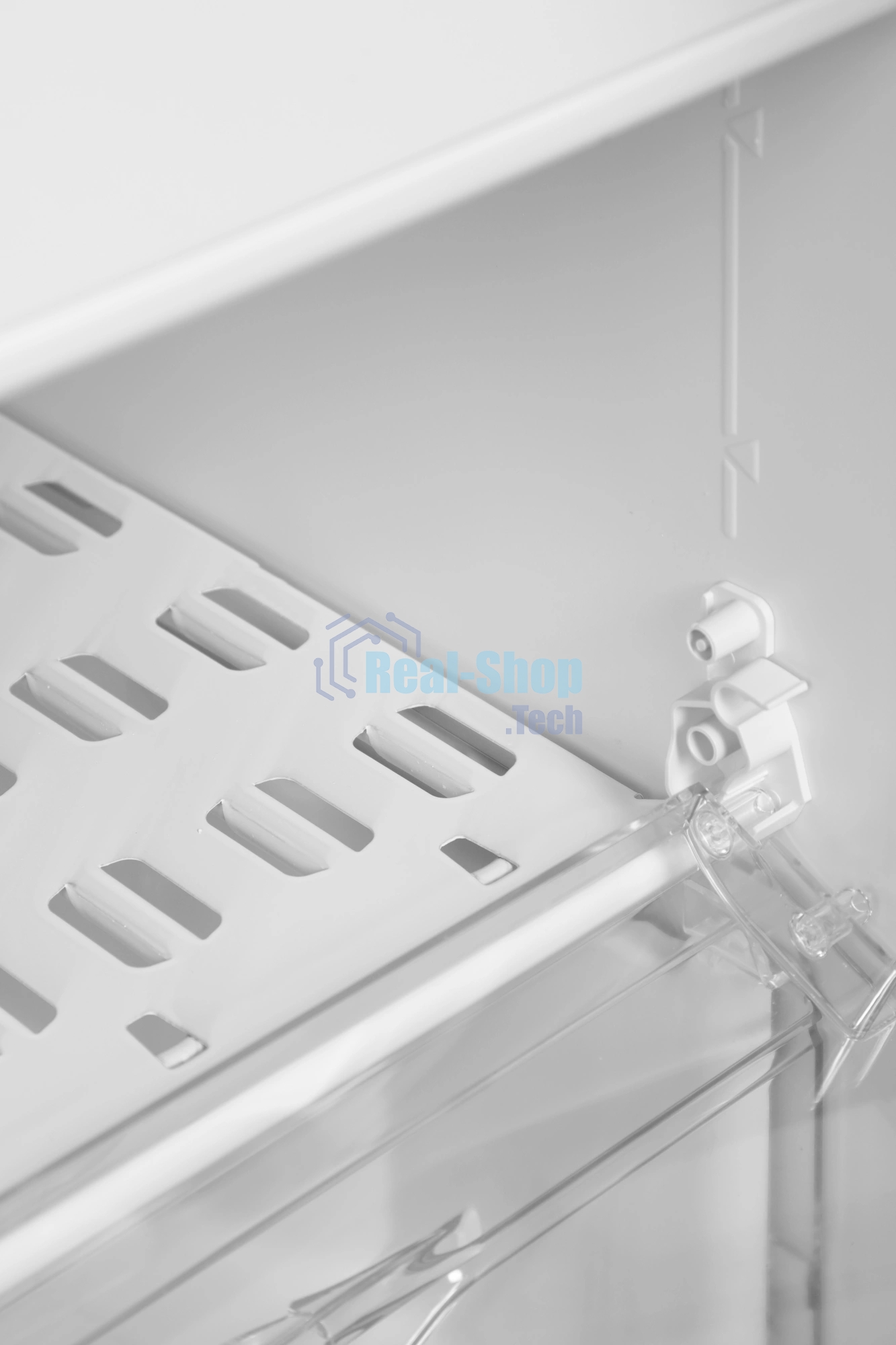 Холодильник Indesit DS 3180 W белый, двухкамерный, 223/87 л, морозилка снизу