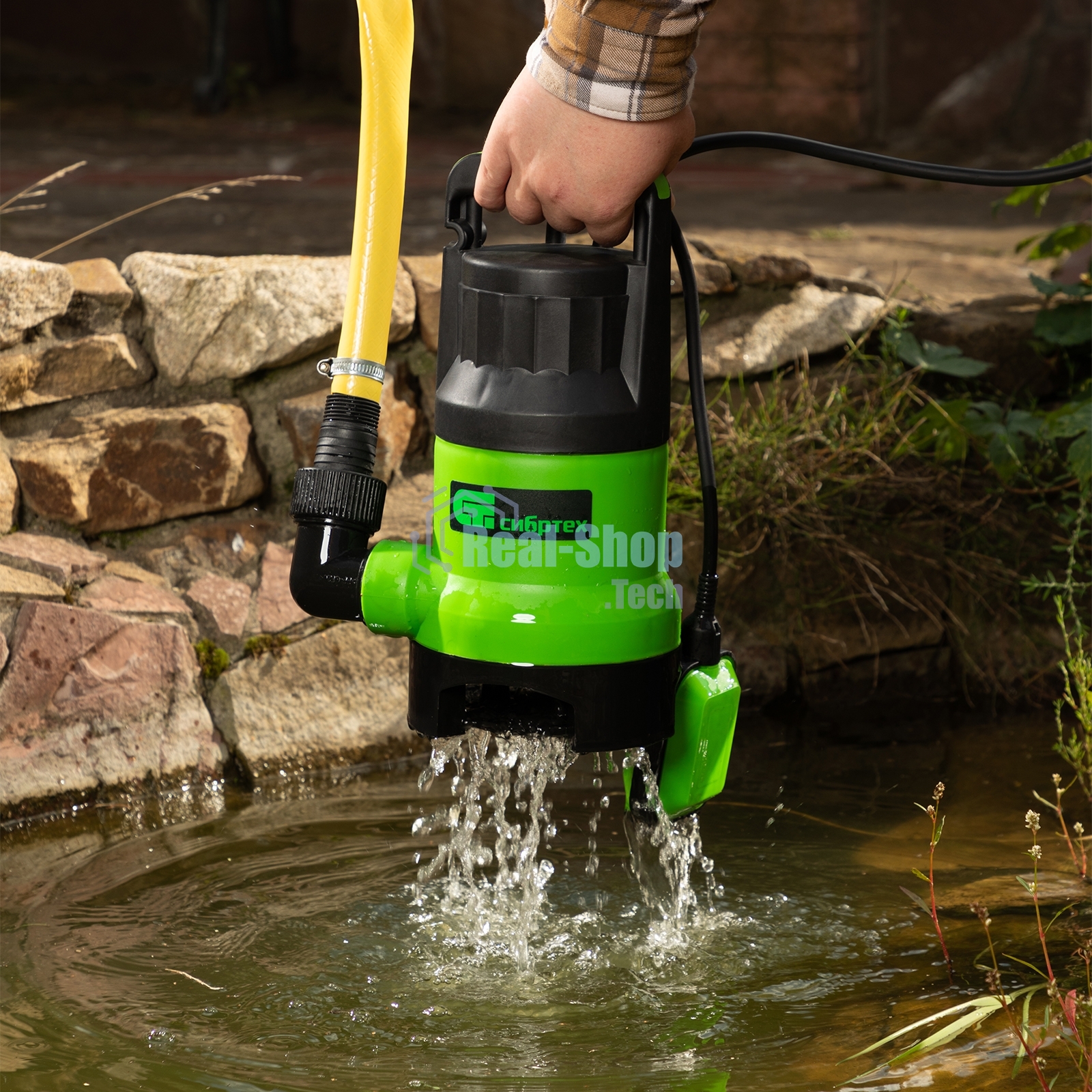 Дренажный насос Сибртех для грязной воды СДН800-35 800 Вт напор 9 м 13500 л/ч