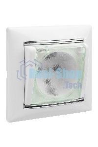 Розетка Legrand Valena 774220 влагозащищенная IP44 с заземлением с крышкой и защитными шторками (белая)