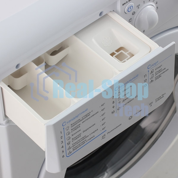 Стиральная машина Indesit IWSC 6105 белый, загрузка фронтальная 6 кг, 1000 об/мин., класс: А