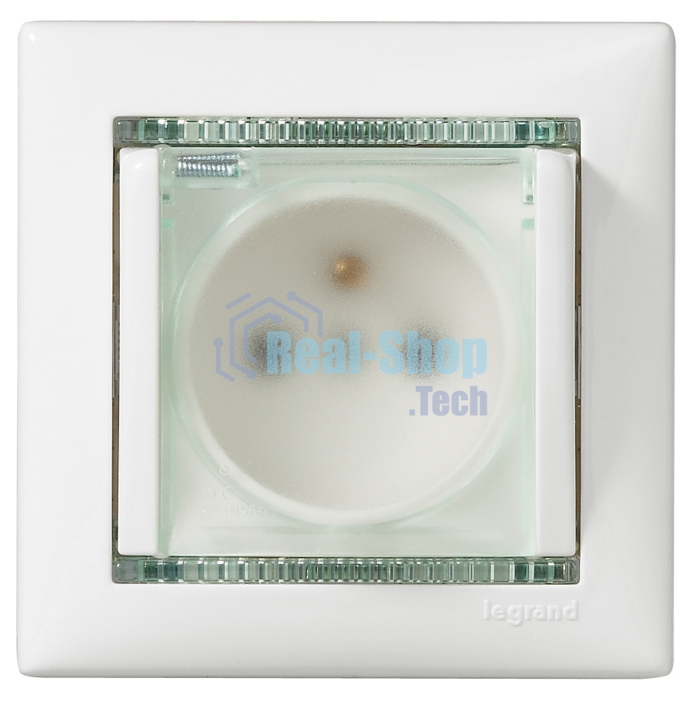 Розетка Legrand Valena 774220 влагозащищенная IP44 с заземлением с крышкой и защитными шторками (белая)