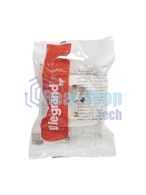 Розетка с заземлением с защитными шторками (Белая) Legrand 782220