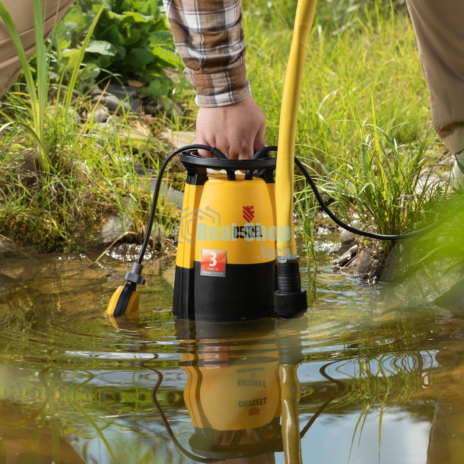 Дренажный насос для чистой и грязной воды Denzel DP-600S, 600 Вт, напор 7 м, 13000 л/ч