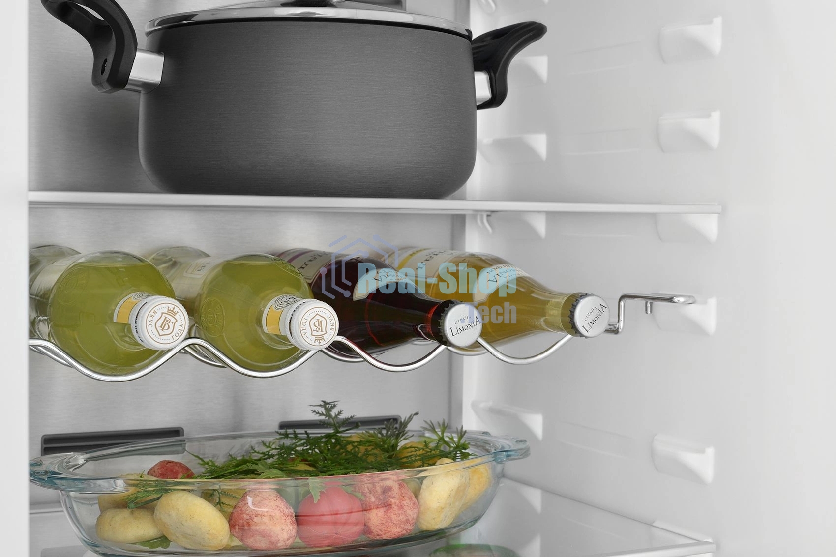 Встраиваемый холодильник Beko Diffusion BCNA306E2S двухкамерный