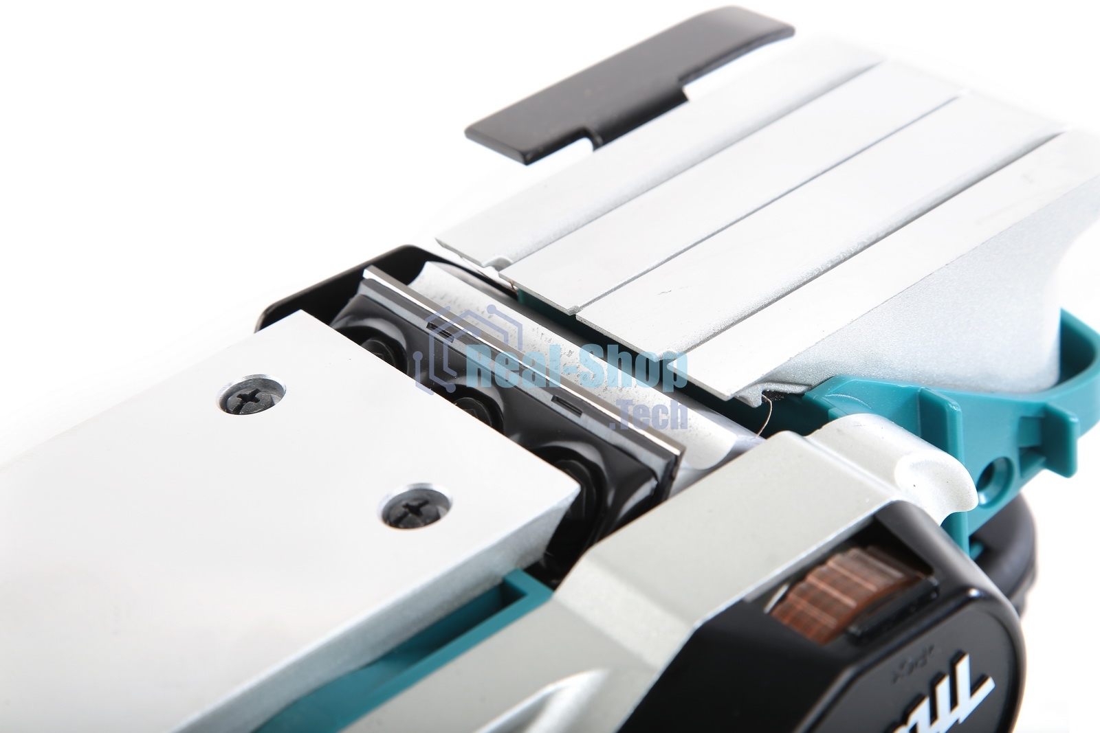 Рубанок Makita KP0810 Рубанок,850Вт,16000об\м,ширина-82мм,глуб-4мм,3.2кг,кор,парал упор