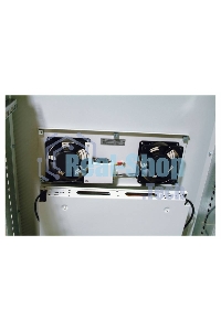 Шкаф коммутационный ЦМО ШТК-М-18.6.6-1ААА 18U 600x600 мм пер. дв. стекл задн. дв. стал. лист 2 бок. пан. направл. под закл. гайки 270 кг серый