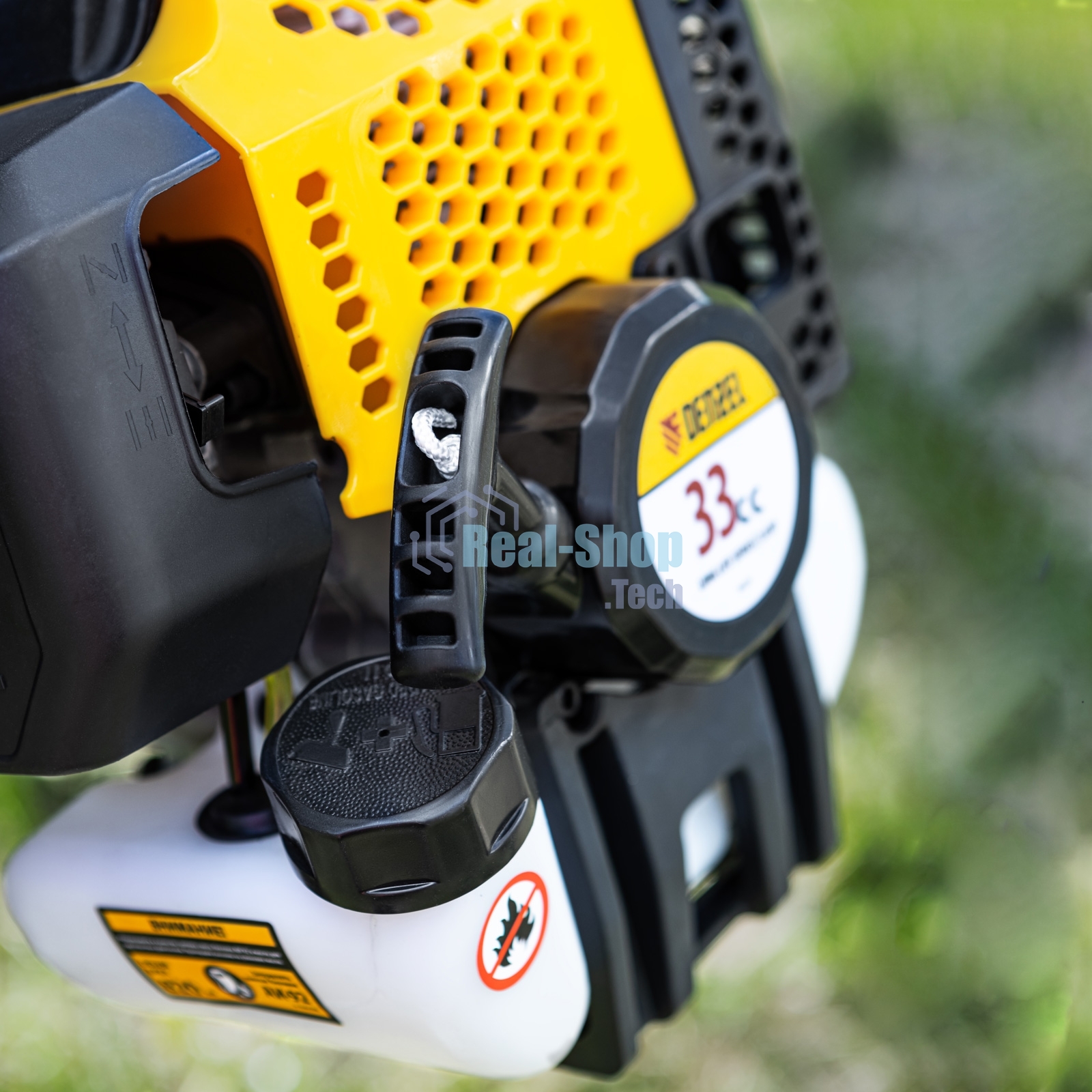 Триммер бензиновый Denzel DGT 330, 33см3, 1,8 л.с. 96234