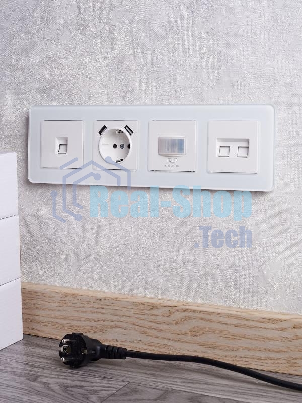 Датчик движения IEK BRITE ДС10-1-БрБ (BR-MS10-N-150-05-K01) белый