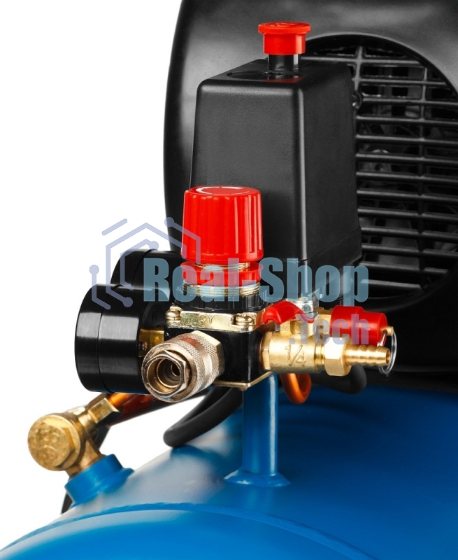 Компрессор Зубр ЗКПМ-240-50-1.5 воздушный поршневой масл. прямой привод 240л/мин 50л 8атм 1500Вт