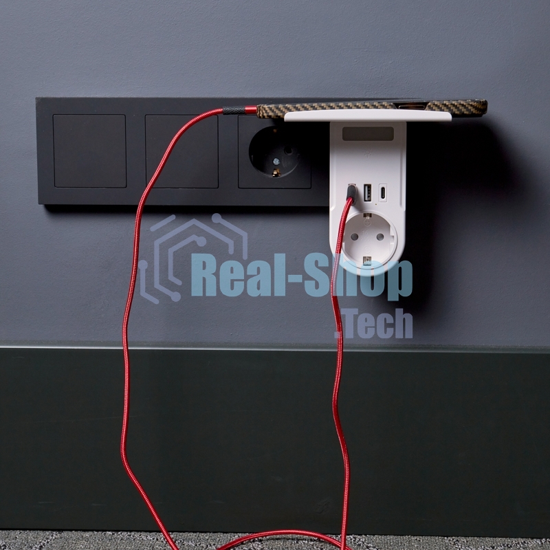 Сетевое зарядное устройство USB Rexant (2хUSB-A + USB-С) + розетка 220-250В с подсветкой и подставкой для телефона