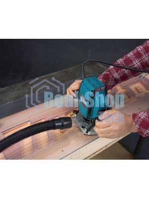 Фрезер Makita RP0900K 900Вт,27000об\м,ход-35мм,цанга-6\8мм,2.7кг,чем