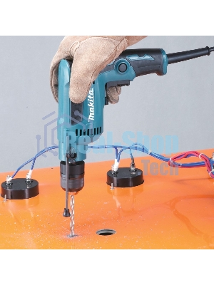 Дрель-шуруповерт Makita DP2011 370 Вт, 28 Нм, щеточный