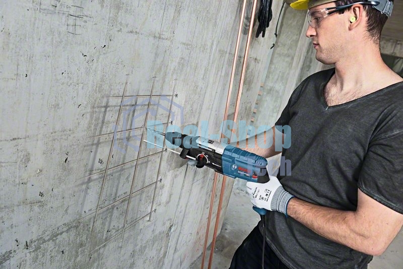 Перфоратор Bosch GBH 2-28 F SDS-plus 0611267600 880 Вт, БСП, 3.2Дж, 2,9кг, 3реж, L-Case