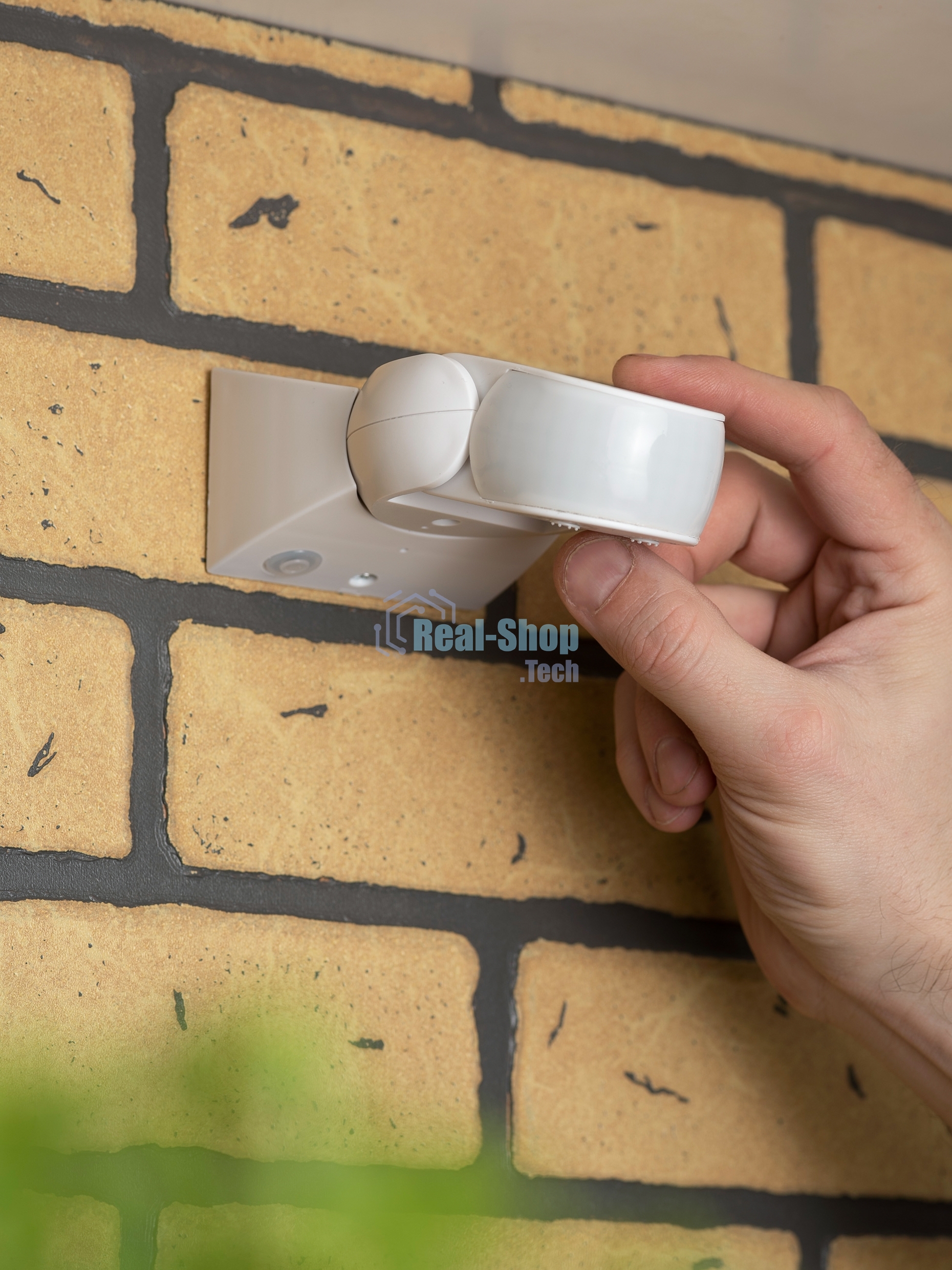 Датчик движения микроволновый MW-704 1200Вт 180гр. до 15м IP65 бел. PROxima EKF dd-mw-704