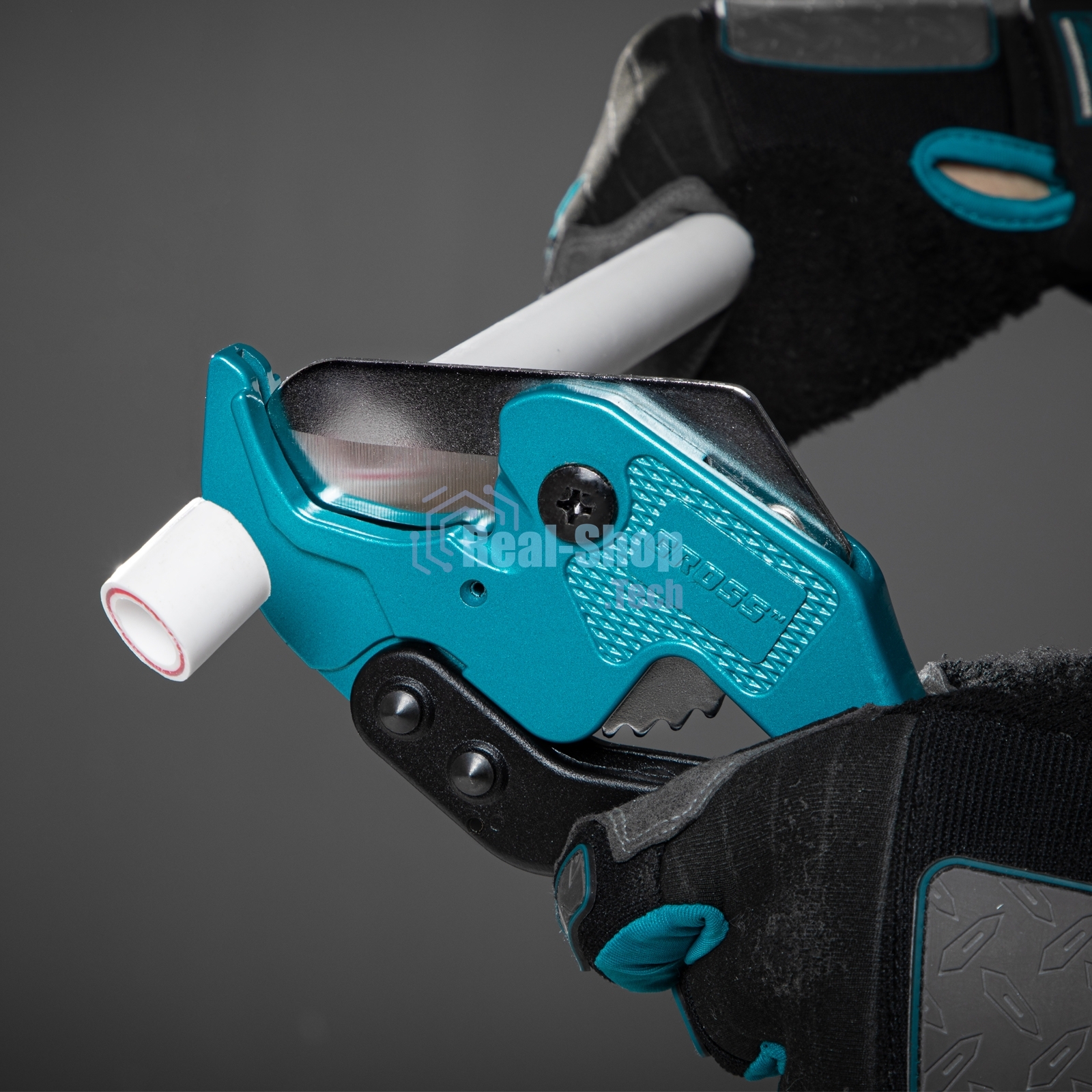 Ножницы для резки изд из ПВХ GROSS 78424 универсальные, d до 42 мм, порошковое покрытие рукоятки