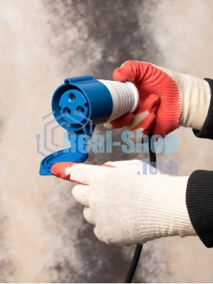Розетка кабельная 32А 220В 2P+E IP44 (223) EKF ps-223-32-220
