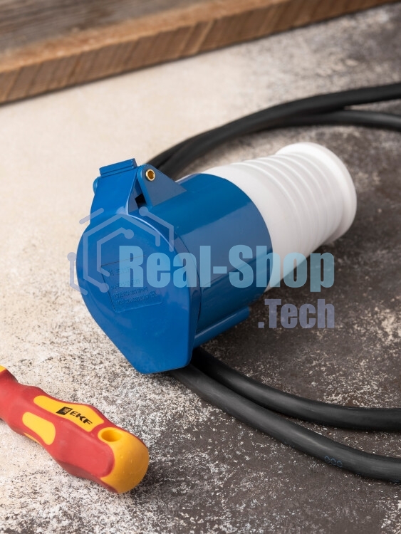 Розетка кабельная 32А 220В 2P+E IP44 (223) EKF ps-223-32-220