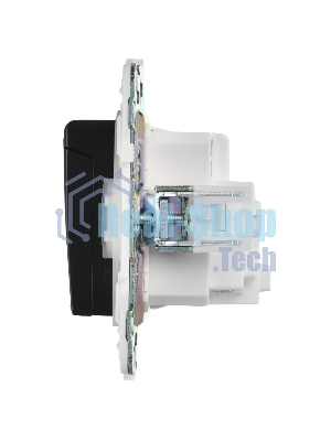 Розетка с/з с защитными шторками и крышкой 16А IP44 SK-R11Bl IEK SKANDY Черный