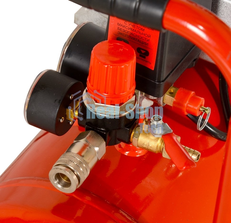 Компрессор поршневой Ресанта КП-24/230М масляный 230л/мин 24л 1600Вт красный/черный