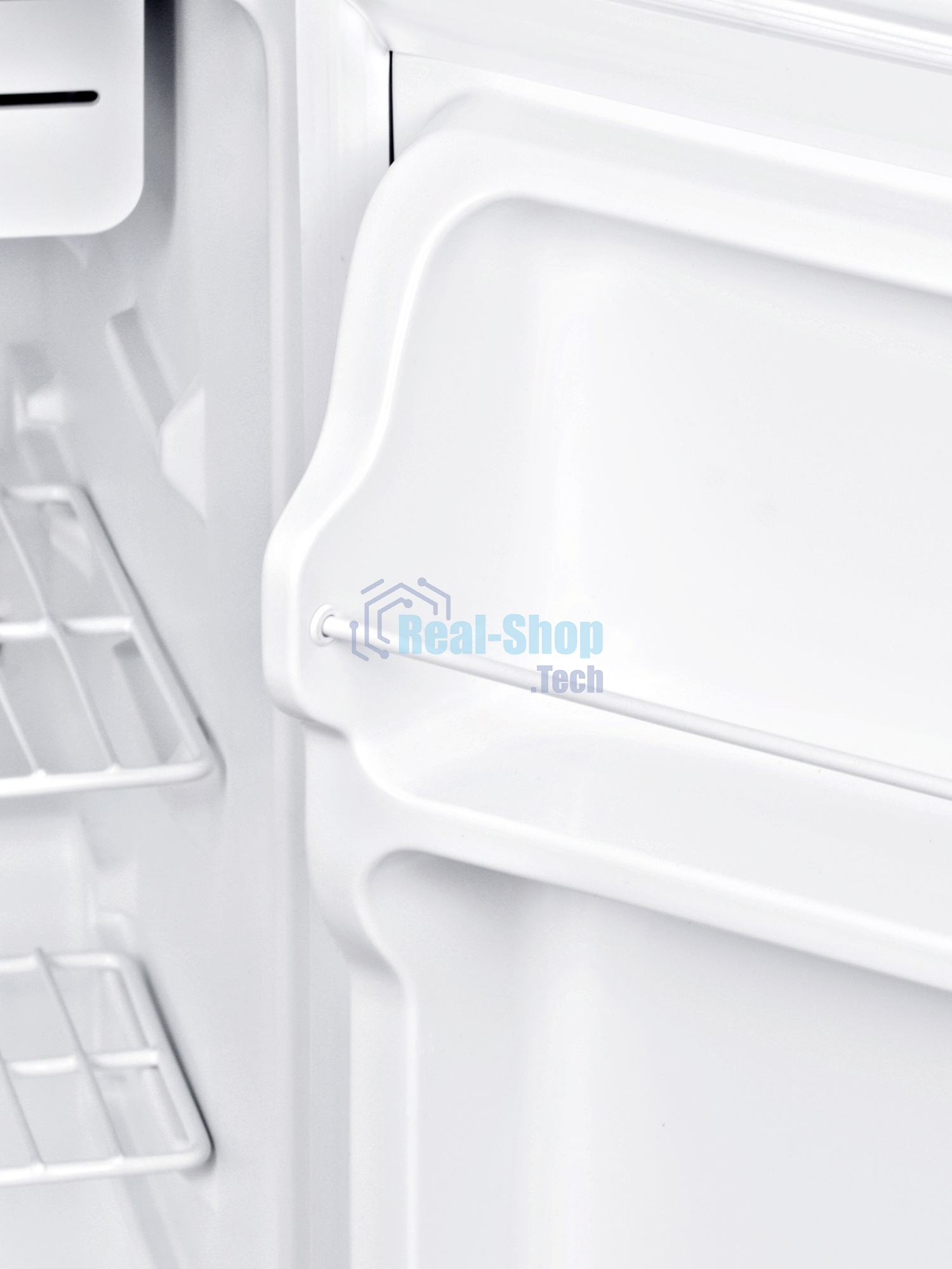 Холодильник Hyundai CO1002 белый однокамерный 65л, ручная разморозка