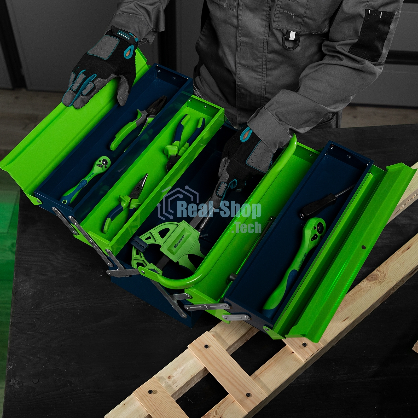 Ящик для инструмента Сибртех 430х200х200 мм, пять секций, металлический