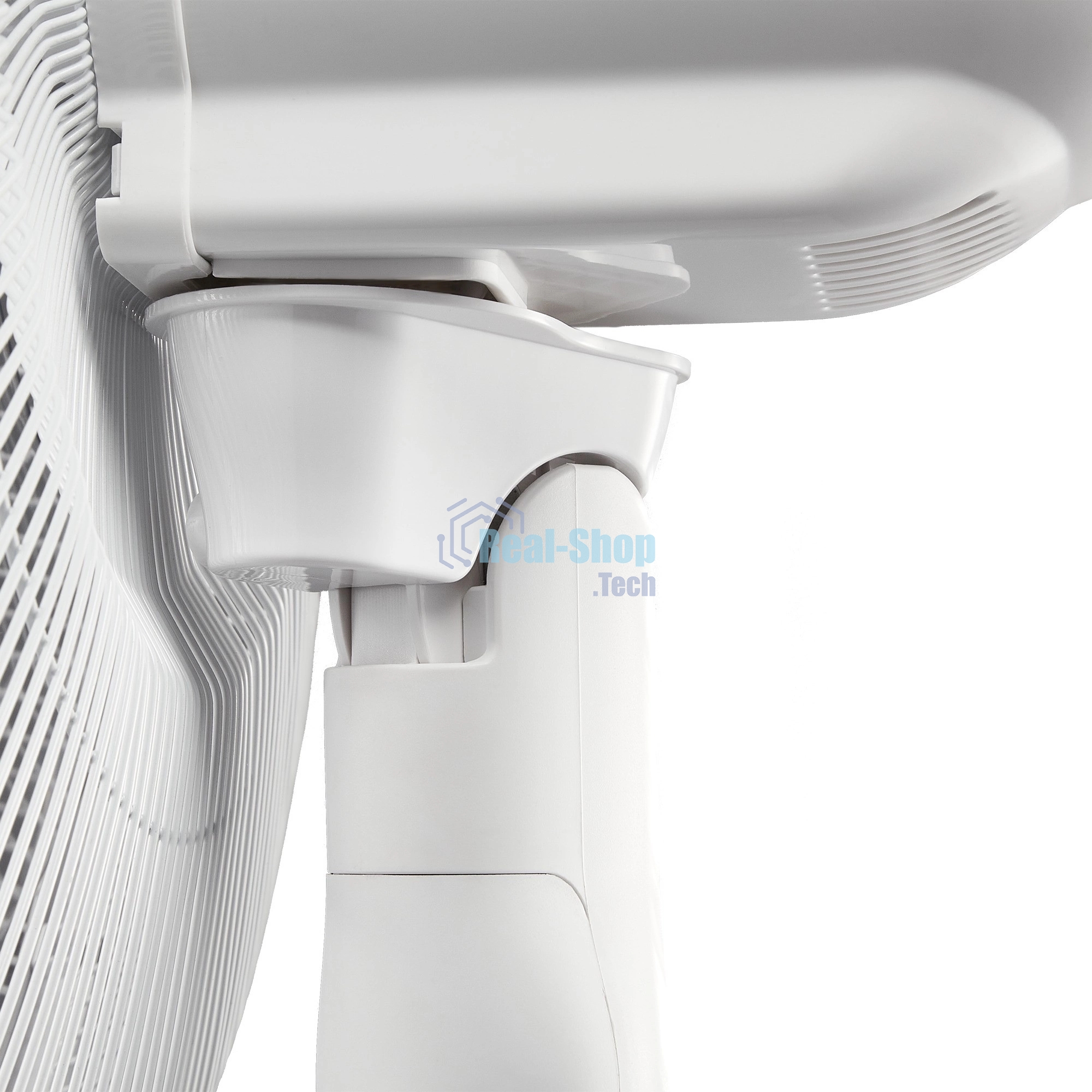 Вентилятор Electrolux EFF-1006W белый, напольный, 50 Вт, 3 скорости, 40 см