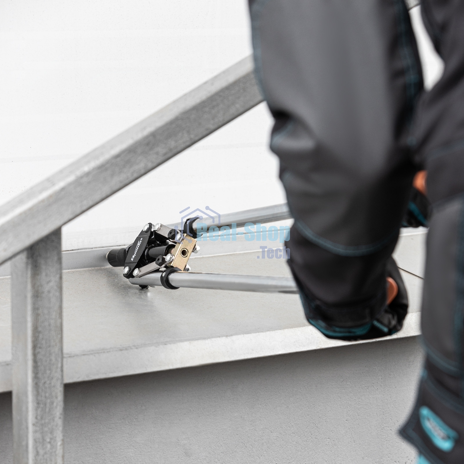 Клин для системы выравнивания плитки Matrix СВП Ворота, 50 шт. в пакете