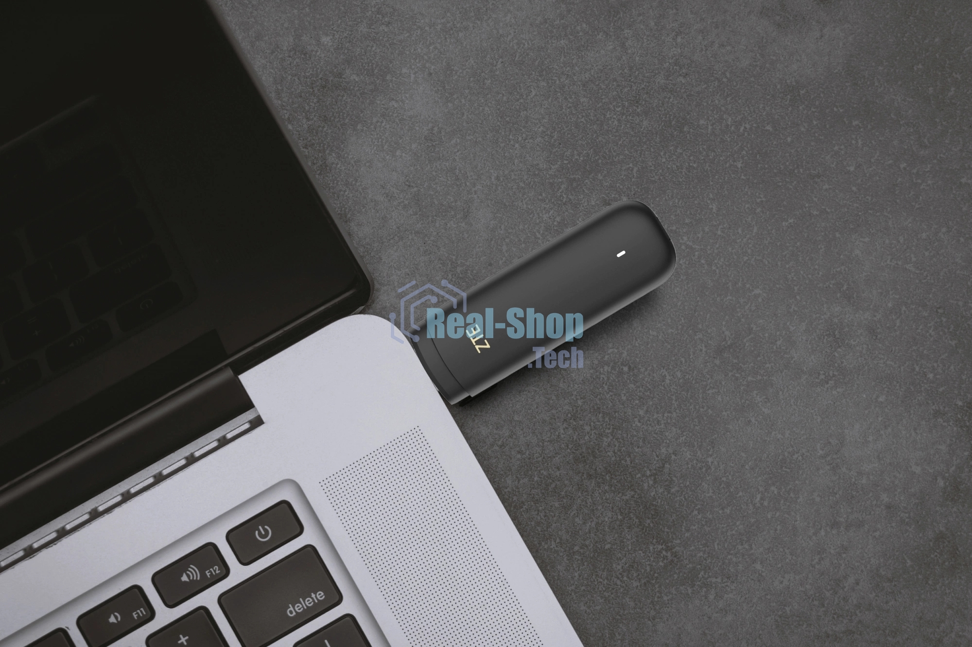 Модем 3G/4G ZTE F30Pro USB Wi-Fi VPN Firewall +Router внешний черный