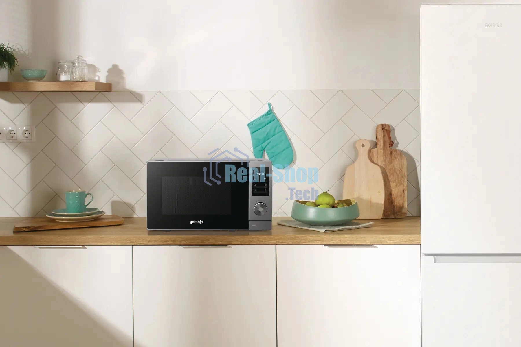 Микроволновая печь Gorenje MO20A3T4 серый/черный, 20 л, 700 Вт, переключатели - поворотный механизм