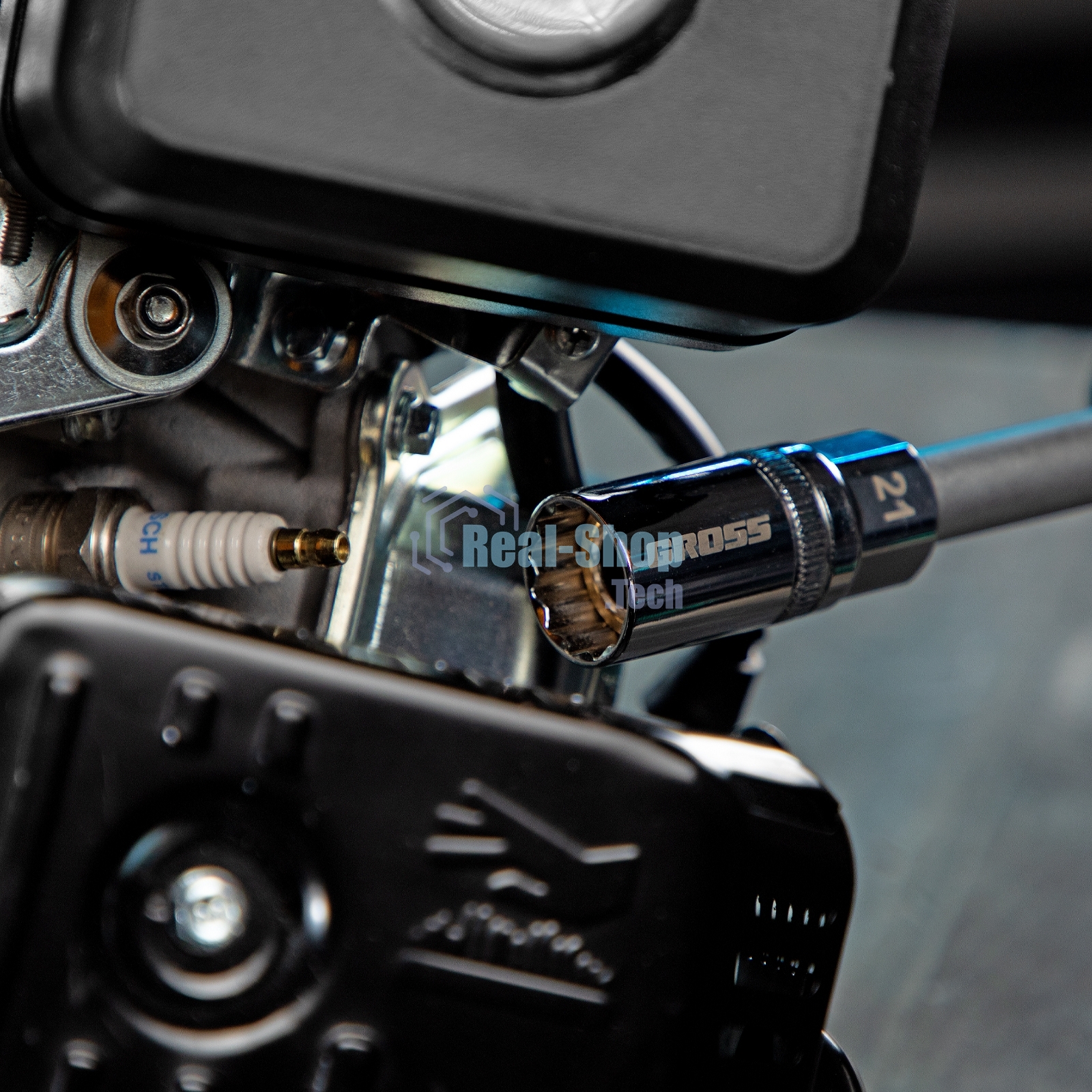 Головка торцевая свечная Gross магнитная, 12-гранная, 21 мм, под квадрат 1/2