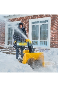 Бензиновая снегоуборочная машина Denzel SBM 610, 212cc, ручной старт, фара