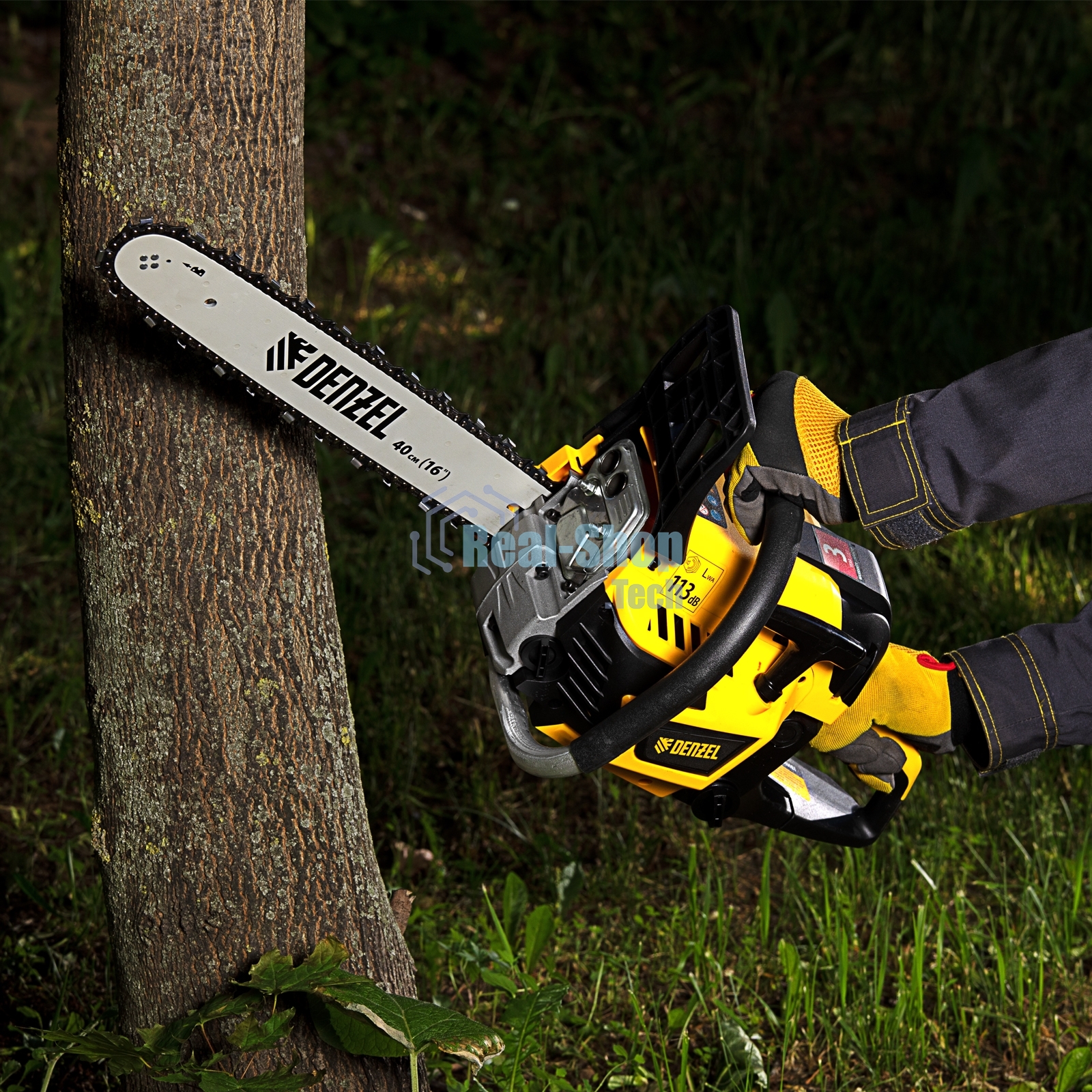 Пила цепная бензиновая Denzel DS-4516, шина 40 см, 45 см 3, 2,5 л.с., шаг 0,325, паз 1,5 мм, 64 зв