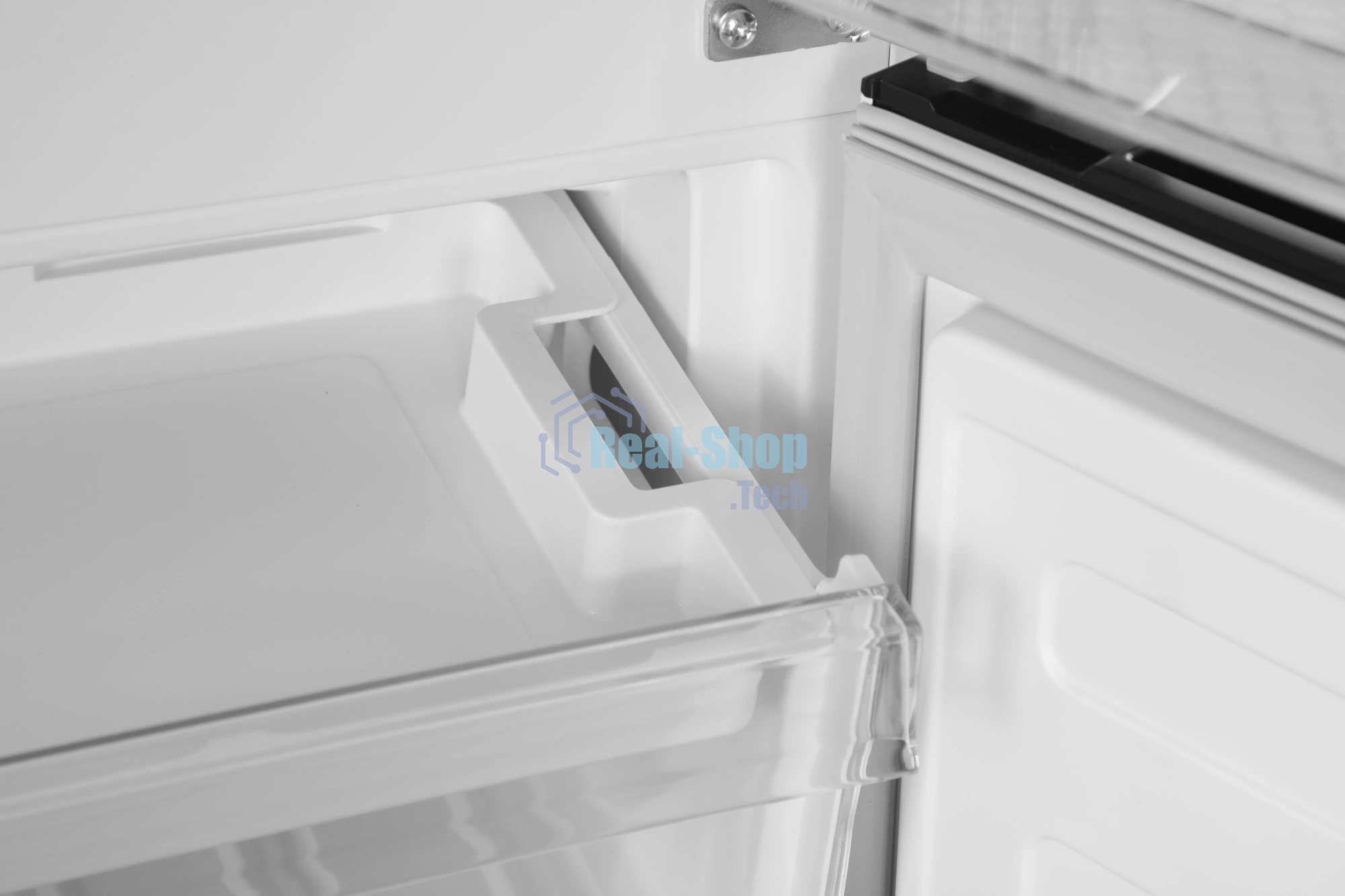 Холодильник Beko B1RCNK332W белый двухкамерный 200/100л морозилка снизу, No Frost