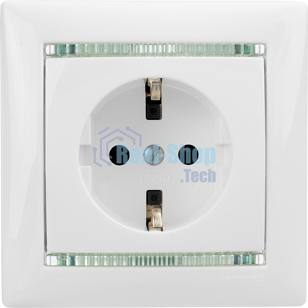 Розетка электрическая Valena с заземлением (белая)