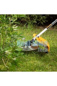 Триммер бензиновый Denzel DTL-43, 43 см3, неразъемная штанга, состоит из 2 частей