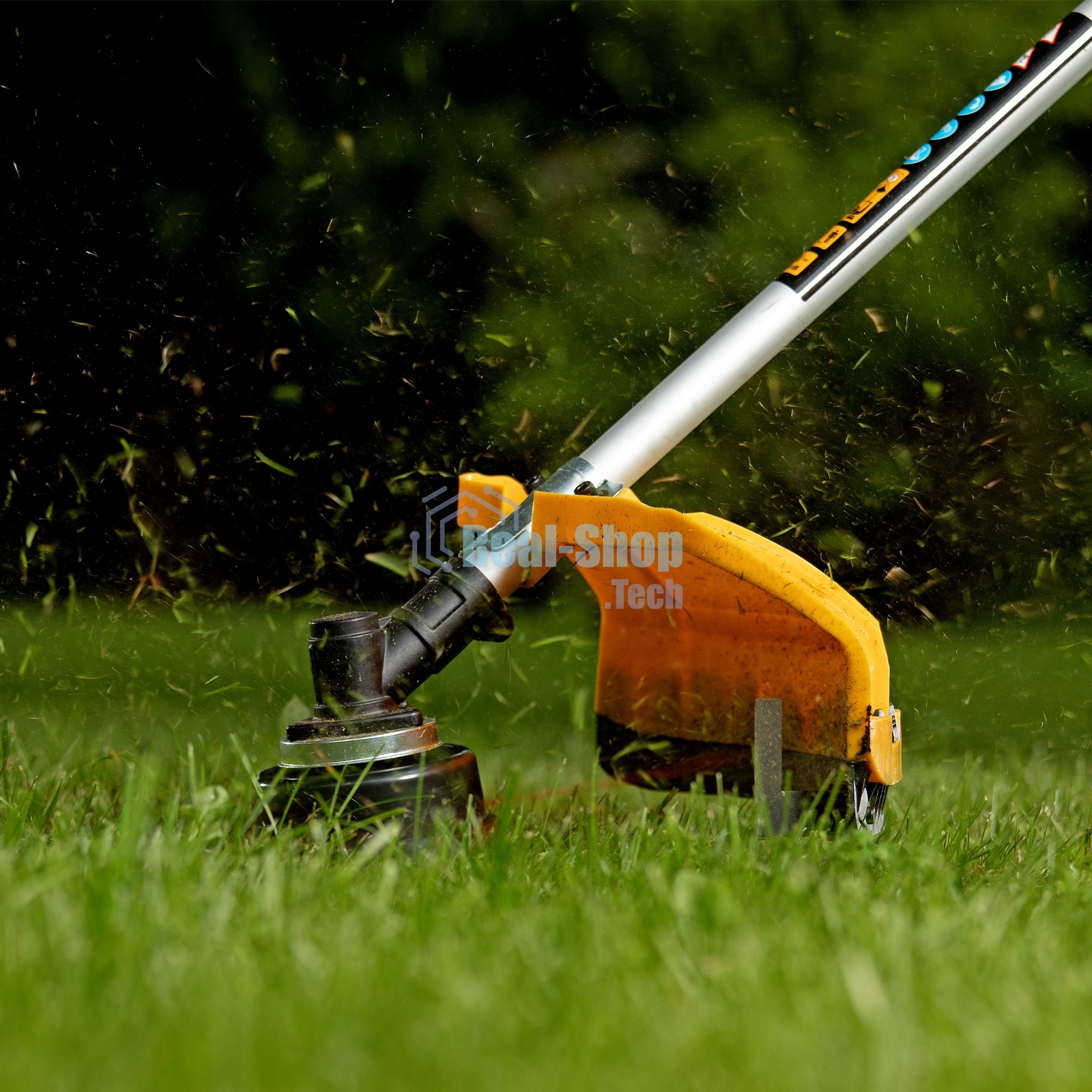 Триммер бензиновый Denzel DTL-43, 43 см3, неразъемная штанга, состоит из 2 частей