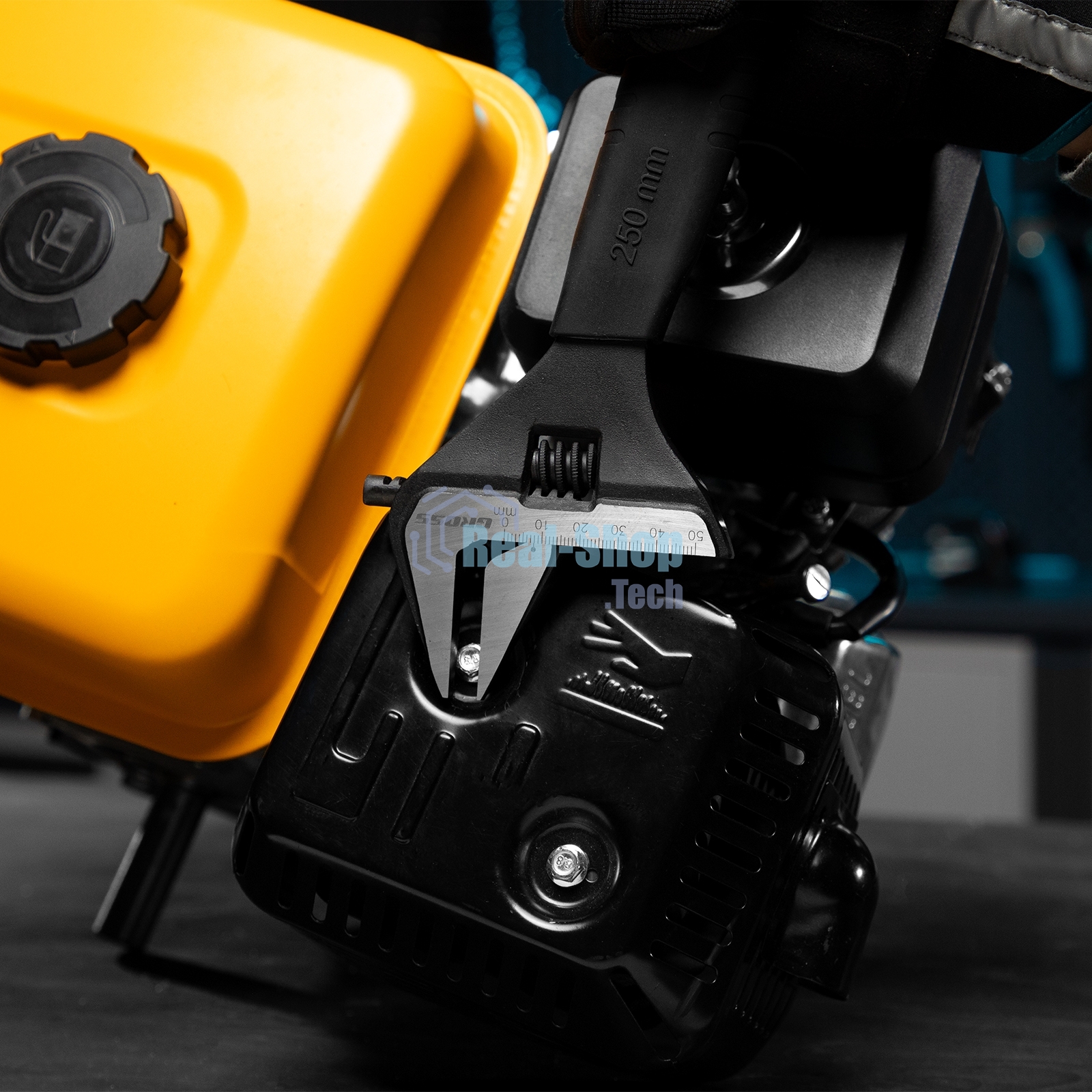 Ключ разводной Gross 15569 (0 - 30 мм) 250мм