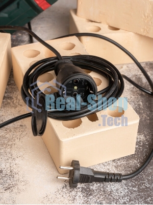 Розетка переносная 16А 230В 2P+PE с защ. крышкой IP44 каучук EKF RPS-012-16-230-44
