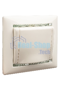 Розетка Valena с заземлением с крышкой (белая)