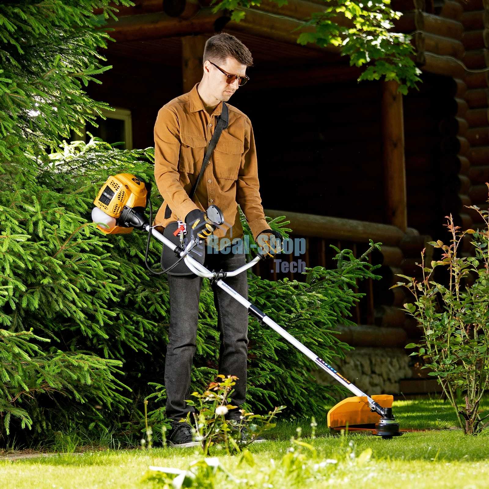 Триммер бензиновый Denzel DTL-43S, 43 см3, разъемная штанга, состоит из 2 частей