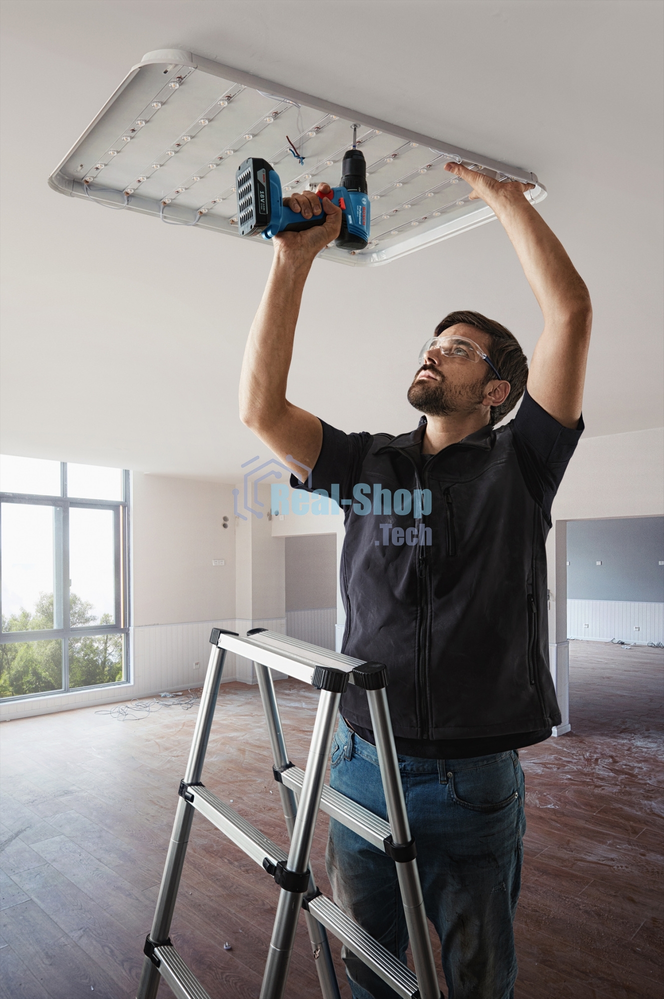 Дрель-шуруповерт аккумуляторная Bosch GSR 185-LI, 18В, 2 АКБ, Кейс