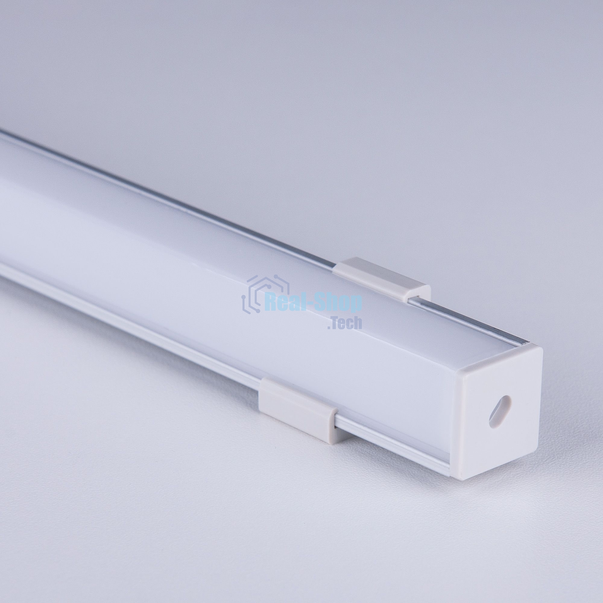 LL-2-ALP009 / Квадратный угловой алюминиевый профиль для LED ленты (под ленту до 10mm)