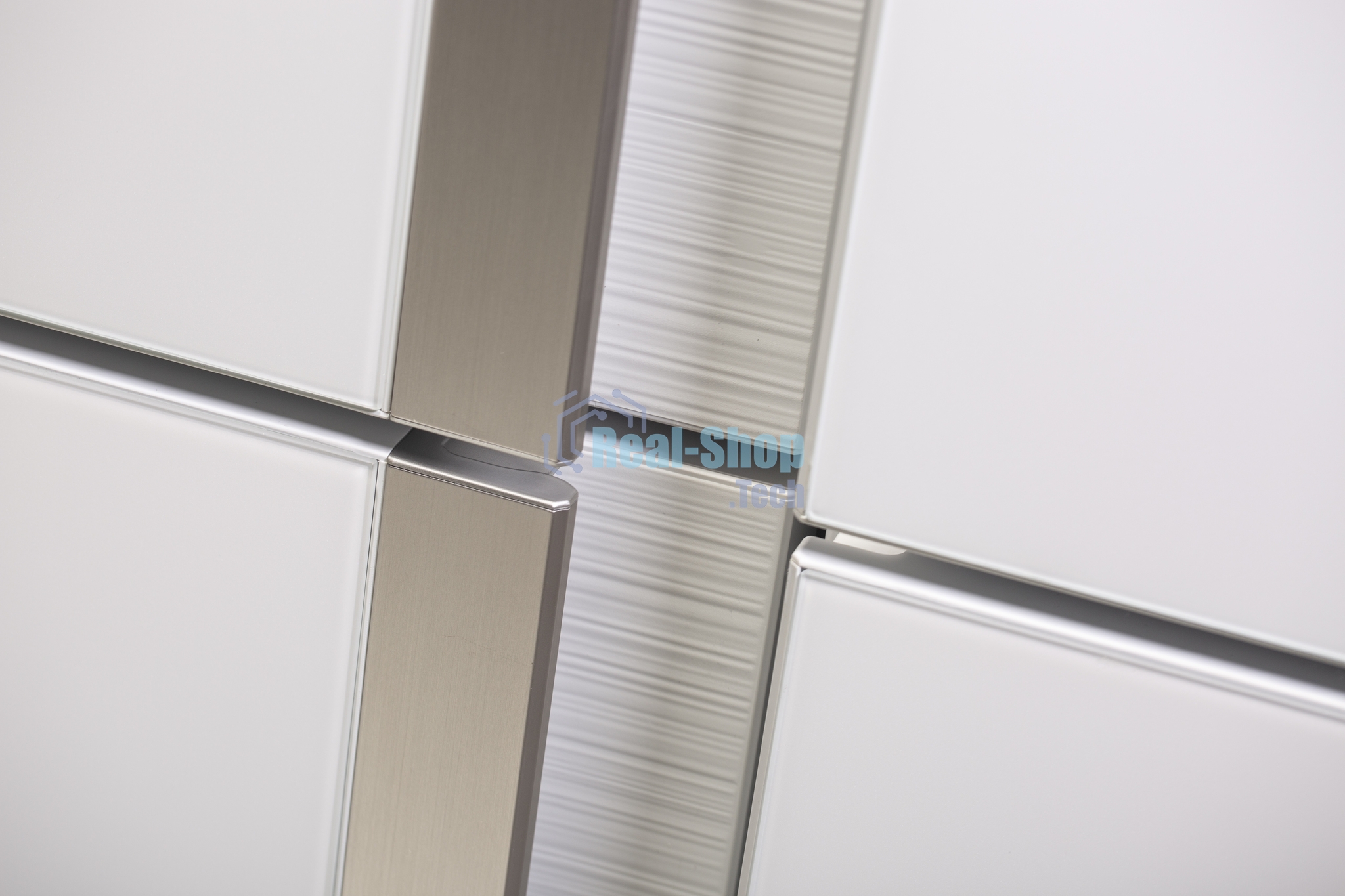 Холодильник Sharp SJGX98PWH белое стекло четырехкамерный 394/211л морозилка снизу