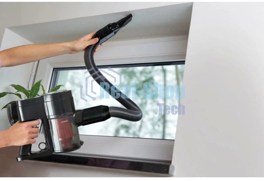 Пылесос вертикальный Gorenje SVC216FMLBKII черный, от аккумулятора, 25 Вт, уборка сухая, пылесборник 0.5 л, работа от АКБ max 45 мин.