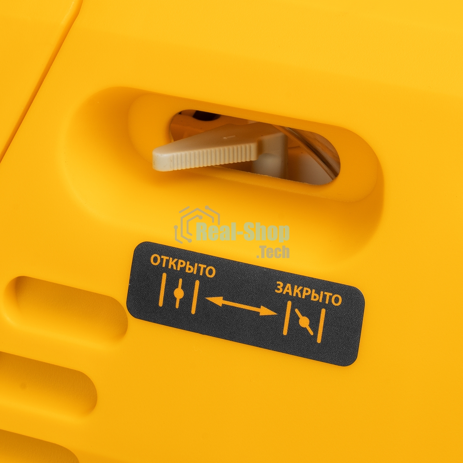 Генератор инверторный Denzel GT-1200iS, 1,2 кВт, 230 В, бак 2,4 л, закрытый корпус, ручной старт