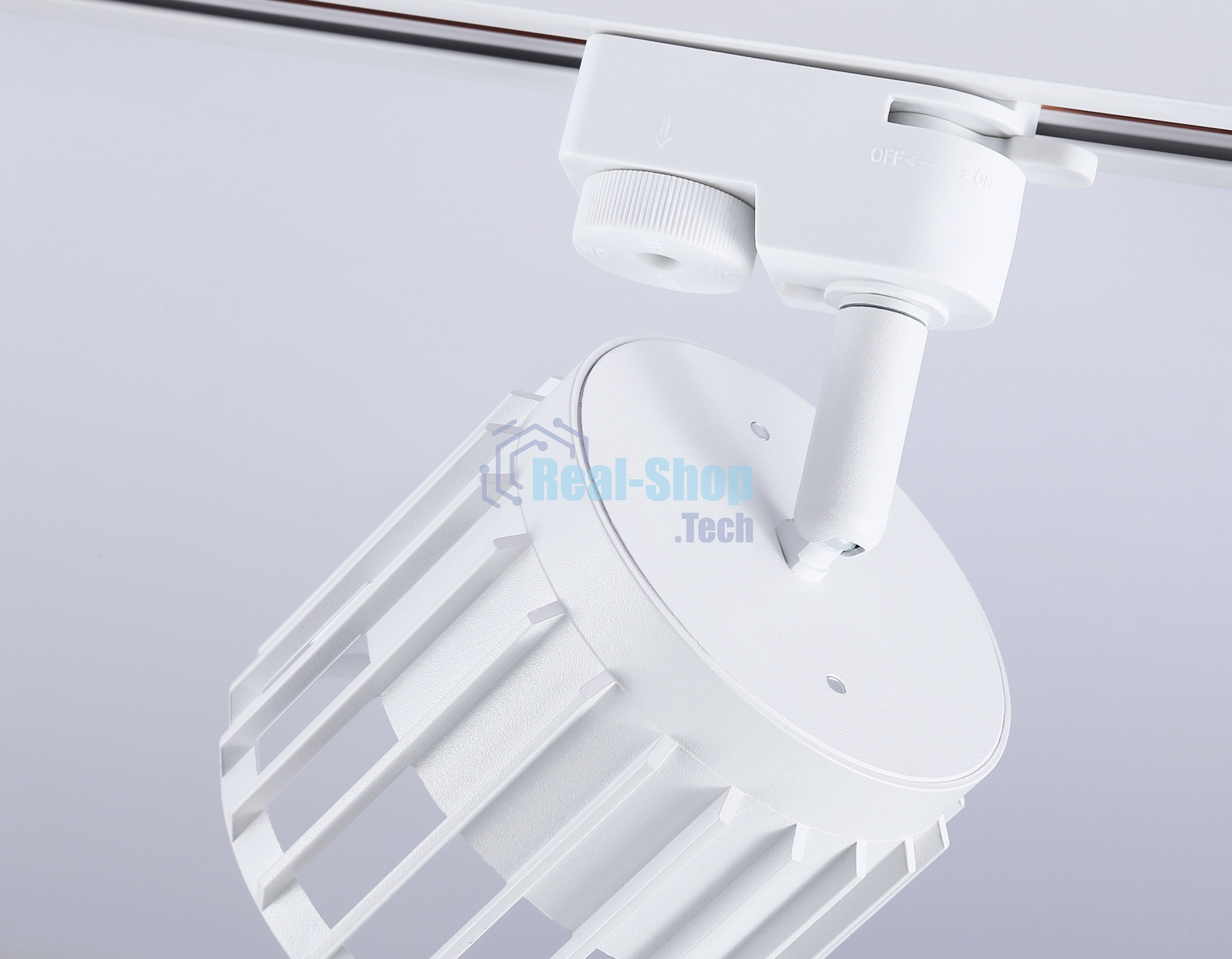 Трековый однофазный светильник Ambrella light GL5348 WH белый GX53 D100*80
