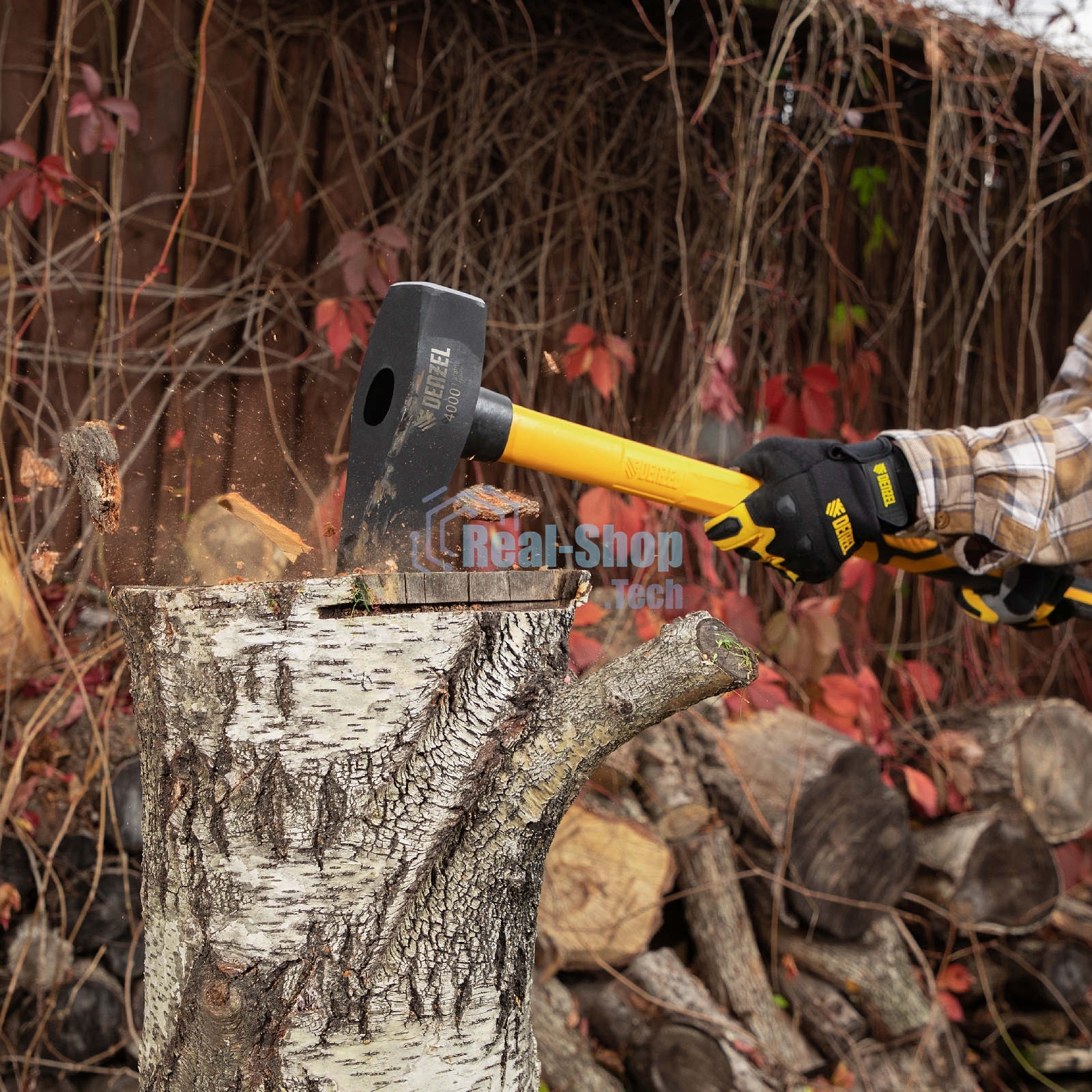 Колун-кувалда Denzel 4000 г, кованая, фибергласовая рукоятка c TPR покрытием, 880 мм